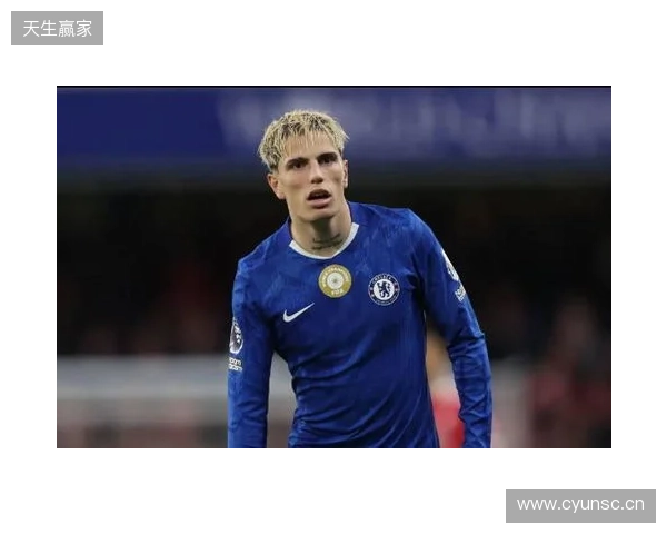 加纳乔：如今比赛很大程度上取决于边锋；罗塞尼尔很了解球员