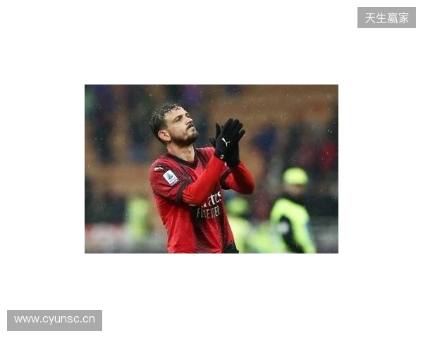 记者：如果巴尔泰萨吉没完全恢复，埃斯图皮尼安将在德比首发