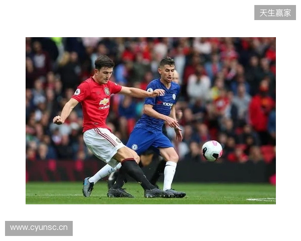 官方:马奎尔与曼联续约至2027年夏天,附带一年续约选项 官方:马奎尔与曼联续约至2027年夏天,附带一年续约选项